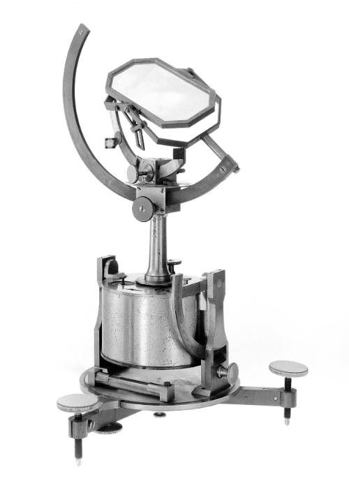 Silbermann-type heliostat