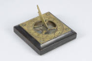 compass sundial