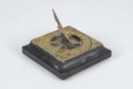compass sundial