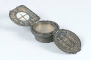 Japanese universal equatorial sundial