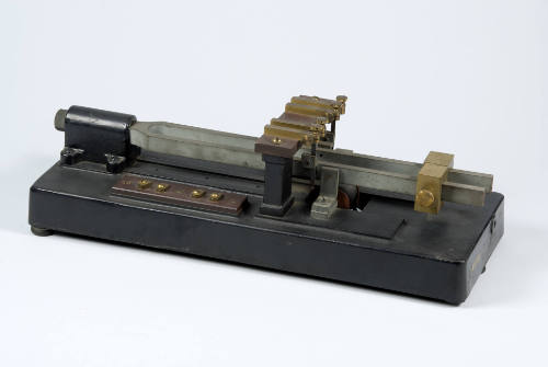 electromagnetic tuning fork